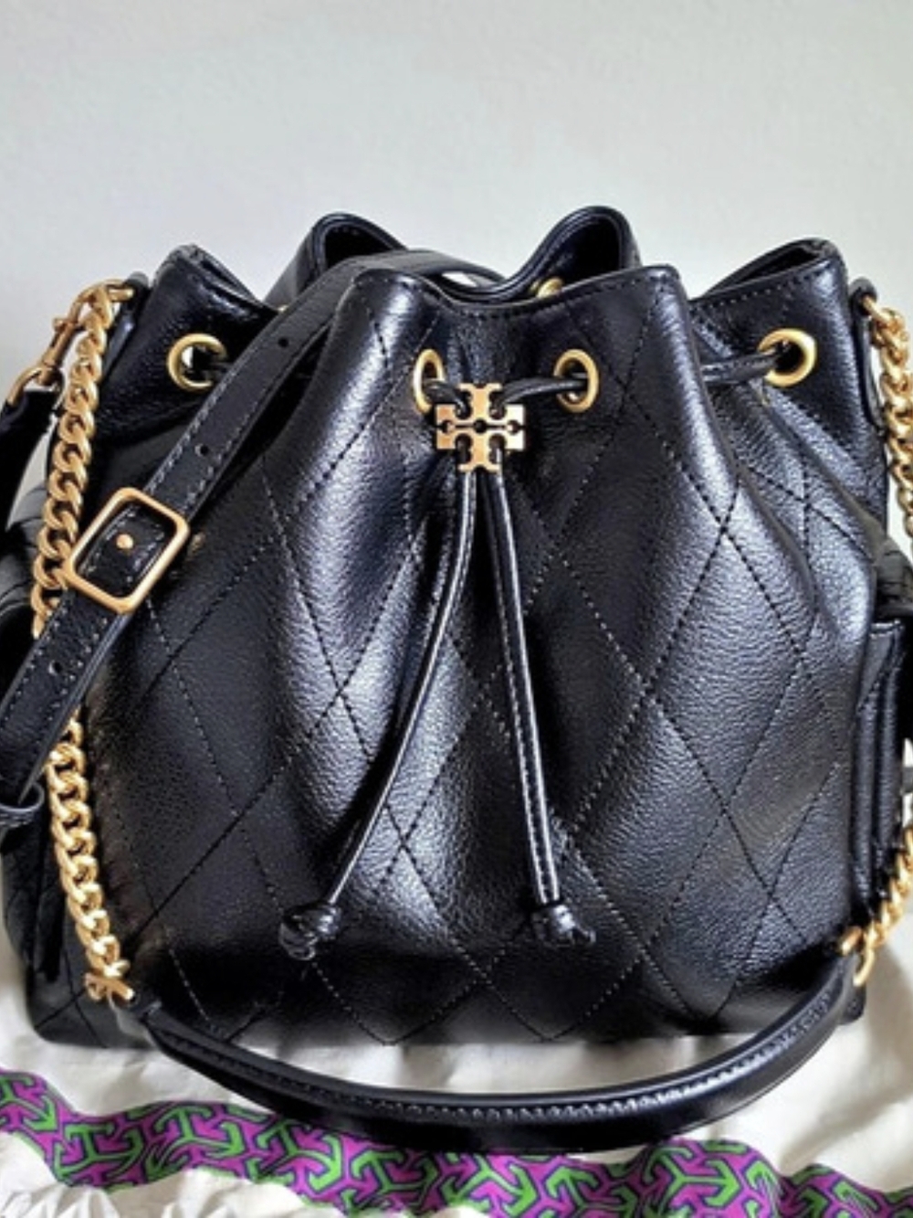 Charlie Quilted Drawstring Shoulder Bag Black (Not TB)
